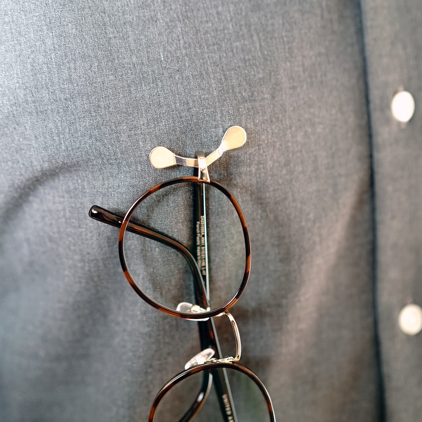 Magnetic Eyeglasses Holder chacoal マグネティック アイグラスホルダー クローム