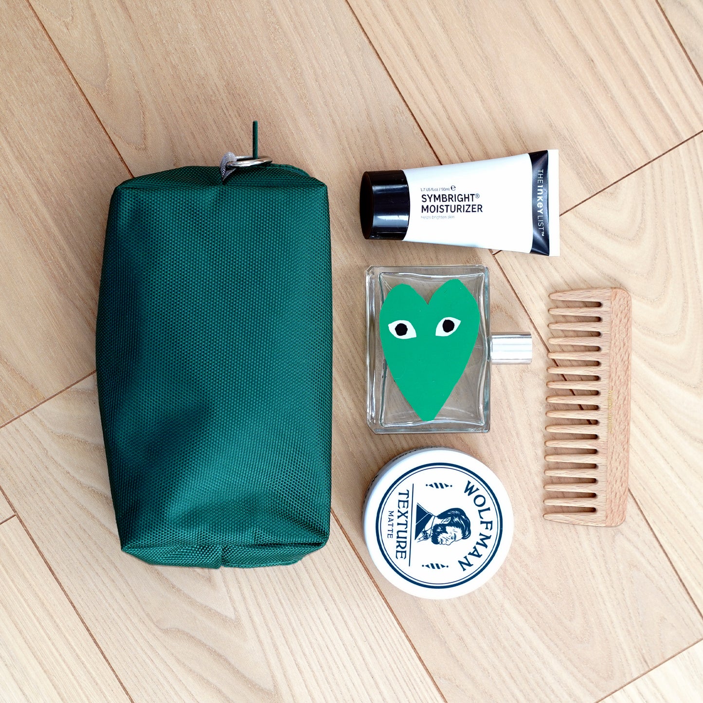 Solid Pouch M green ソリッドポーチ M  グリーン