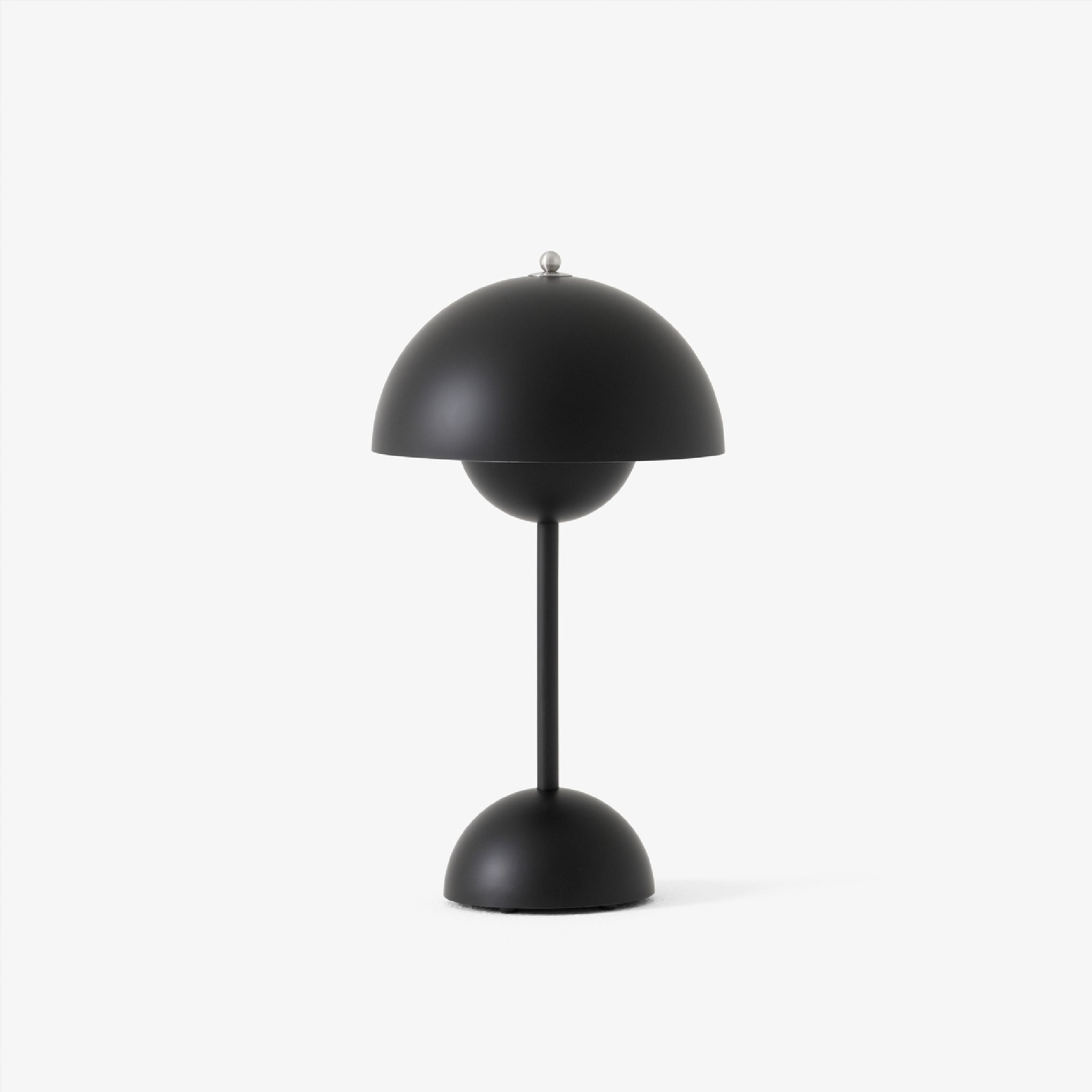 Flowerpot Matt Black フラワーポット マットブラック（VP9） - &Tradition – ceec Online Store